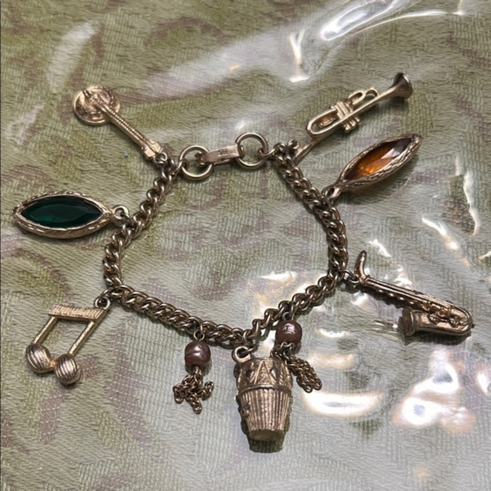 Vintage DELMA Musical Charm Bracelet in Gold Tone